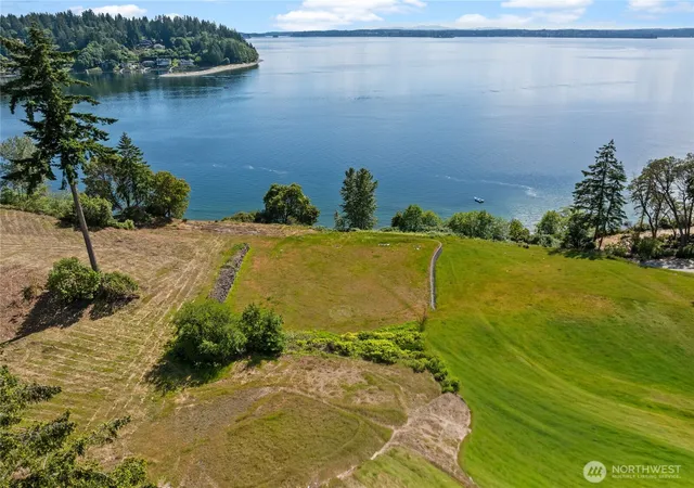 Photo 2 of Land for sale at 0 Lot 4 Warren Beach Dr, Gig Harbor, WA 98335 | MLS# NWM2546873 | Listing updated on 2026-09-22