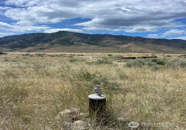 Photo 1 of Land for sale at 0 Lot 1 Bill Shaw Rd, Pateros, WA 98846 | MLS# NWM2546972 | Listing updated on 2026-09-22