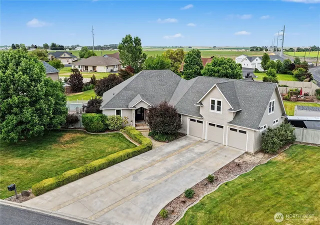 Photo 1 of Single family home for sale at 5027 Rd K8 Ne, Moses Lake, WA 98837 | MLS# NWM2546975 | Listing updated on 2026-09-27