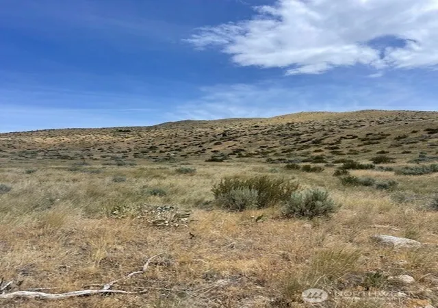 Photo 1 of Land for sale at 410 Lot 2 Bill Shaw Rd, Pateros, WA 98846 | MLS# NWM2546977 | Listing updated on 2026-09-22