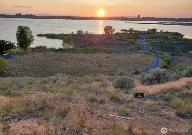 Photo 2 of Land for sale at 9130 Se Goodrich Rd, Moses Lake, WA 98837 | MLS# NWM2547006 | Listing updated on 2026-09-22