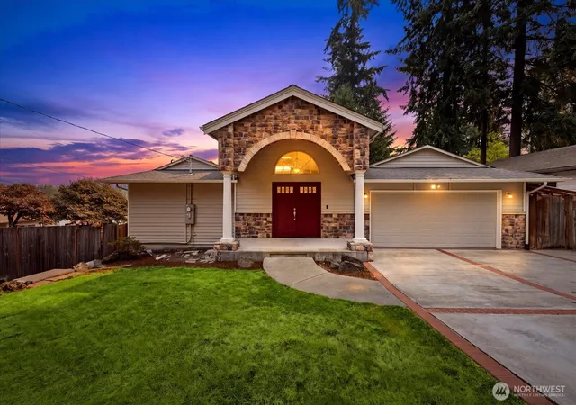 Photo 1 of Single family home for sale at 1704 154th Avenue Se, Bellevue, WA 98007 | MLS# NWM2547026 | Listing updated on 2026-09-25