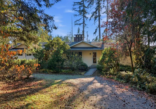 Photo 2 of Single family home for sale at 10905 138th Avenue Se, Rainier, WA 98576 | MLS# NWM2547066 | Listing updated on 2026-10-18