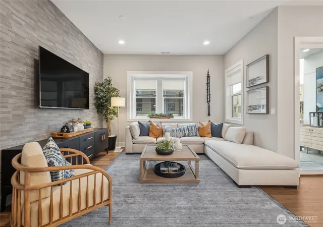 Photo 1 of Townhouse for sale at 18923 99th Place Ne #B, Bothell, WA 98011 | MLS# NWM2547097 | Listing updated on 2026-09-29