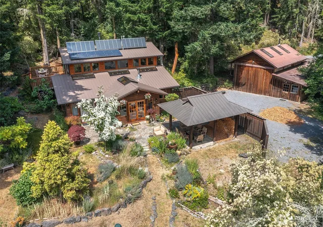 Photo 1 of Single family home for sale at 85 Moki Rd, Orcas, WA 98280 | MLS# NWM2547123 | Listing updated on 2026-09-19