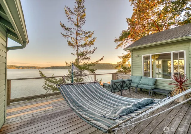 Photo 4 of Single family home for sale at 8278 Orcas Rd, Orcas, WA 98280 | MLS# NWM2547128 | Listing updated on 2026-09-22