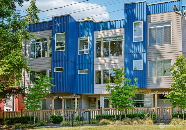 Photo 1 of Townhouse for sale at 12120 76th Way Ne #2, Kirkland, WA 98034 | MLS# NWM2547133 | Listing updated on 2026-09-22
