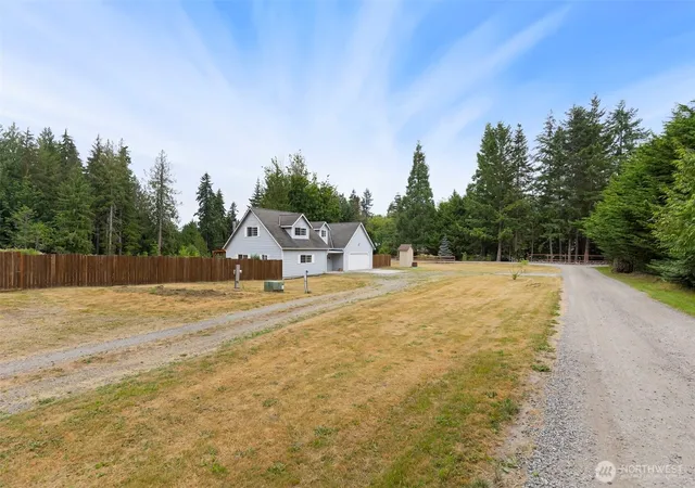 Photo 2 of Single family home for sale at 91 Loafer Ln, Port Angeles, WA 98362 | MLS# NWM2547171 | Listing updated on 2026-09-22