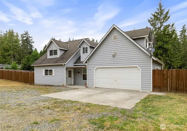 Photo 3 of Single family home for sale at 91 Loafer Ln, Port Angeles, WA 98362 | MLS# NWM2547171 | Listing updated on 2026-09-22
