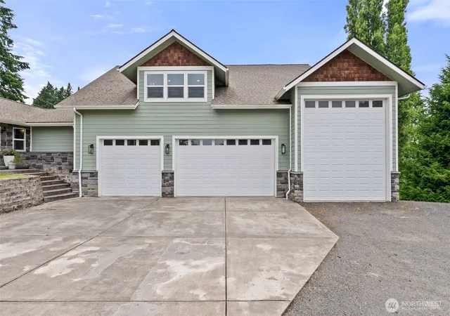 Photo 3 of Single family home for sale at 233 Devereese Rd, Chehalis, WA 98532 | MLS# NWM2547191 | Listing updated on 2026-09-20
