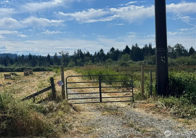 Photo 3 of Land for sale at 0 43rd Avenue Se, Everett, WA 98201 | MLS# NWM2547202 | Listing updated on 2026-09-24