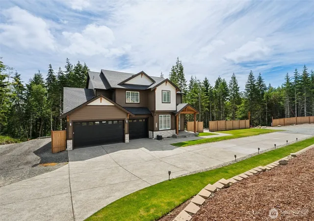 Photo 2 of Single family home for sale at 917 Tiedman Rd Nw, Lakebay, WA 98349 | MLS# NWM2547247 | Listing updated on 2026-09-26