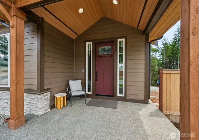 Photo 3 of Single family home for sale at 917 Tiedman Rd Nw, Lakebay, WA 98349 | MLS# NWM2547247 | Listing updated on 2026-09-26