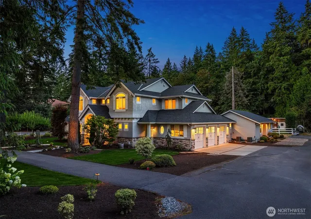 Photo 3 of Sale Pending at 5866 127th Avenue Ne, Kirkland, WA 98033 | MLS# NWM2547257 | Listing updated on 2026-09-23