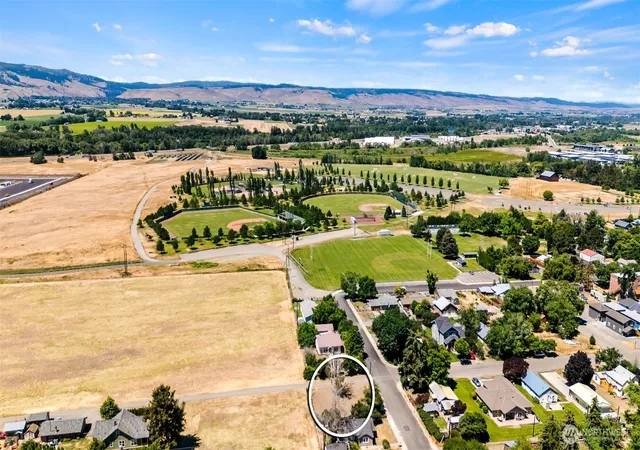 Photo 2 of Land for sale at 804 W 1st Avenue, Ellensburg, WA 98926 | MLS# NWM2547261 | Listing updated on 2026-09-22