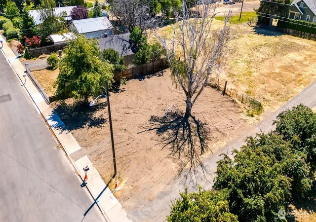Photo 4 of Land for sale at 804 W 1st Avenue, Ellensburg, WA 98926 | MLS# NWM2547261 | Listing updated on 2026-09-22