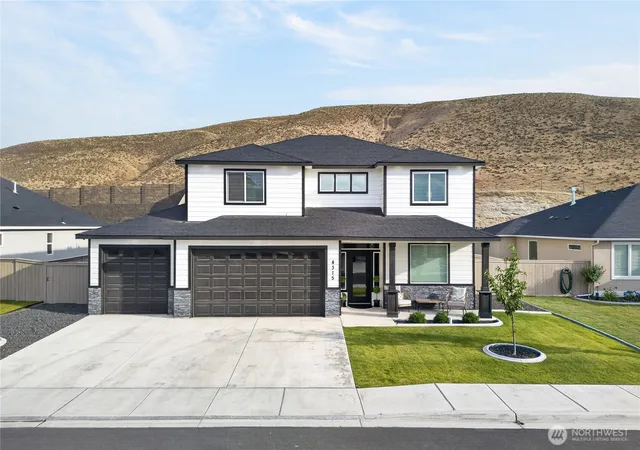Photo 1 of Single family home for sale at 4315 Cowlitz Blvd, Richland, WA 99352 | MLS# NWM2547303 | Listing updated on 2026-10-06