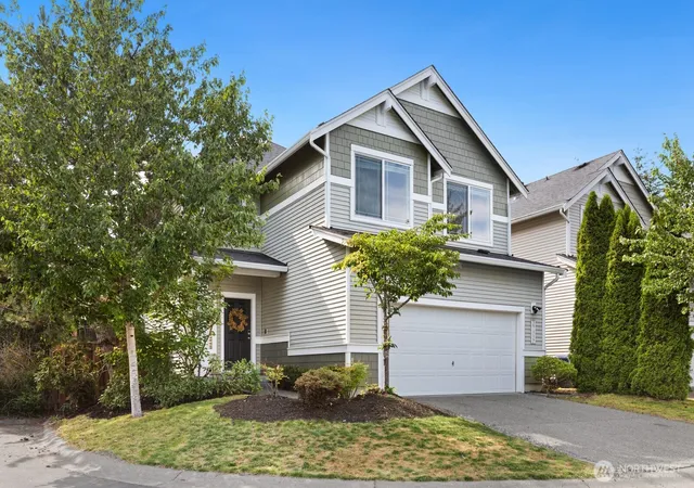Photo 2 of Sale Pending at 27337 214th Terrace Se, Maple Valley, WA 98038 | MLS# NWM2547353 | Listing updated on 2026-09-20