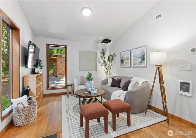 Photo 4 of Single family home for sale at 20019 NE 148th Street, Woodinville, WA 98077 | MLS# NWM2547357 | Listing updated on 2026-09-22