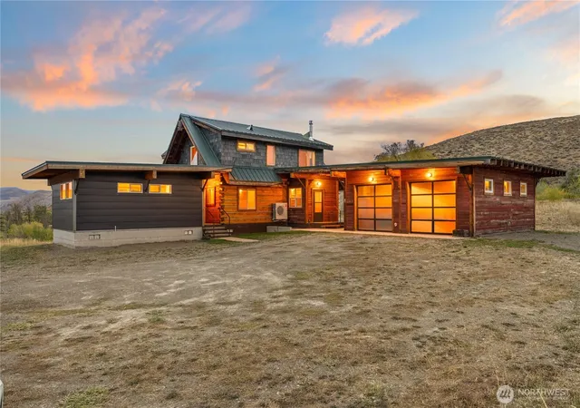 Photo 3 of Single family home for sale at 135 Hamilton Ranch Loop, Winthrop, WA 98862 | MLS# NWM2547378 | Listing updated on 2026-09-27