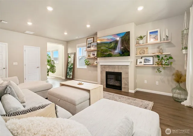 Photo 3 of Single family home for sale at 20438 SE 256th Street, Kent, WA 98042 | MLS# NWM2547408 | Listing updated on 2026-09-28