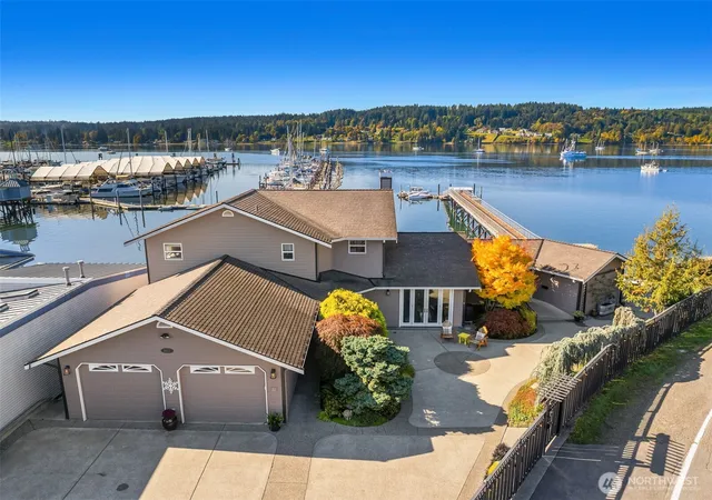 Photo 3 of Sale Pending at 18211 Fjord Dr NE, Poulsbo, WA 98370 | MLS# NWM2547418 | Listing updated on 2026-09-25