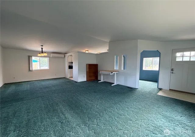 Photo 3 of Manufactured home for sale at 1704 S Delores Pl, Port Angeles, WA 98363 | MLS# NWM2547461 | Listing updated on 2026-09-22
