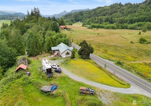 Photo 3 of Single family home for sale at 15593 State Route 9, Mount Vernon, WA 98274 | MLS# NWM2547468 | Listing updated on 2026-09-22