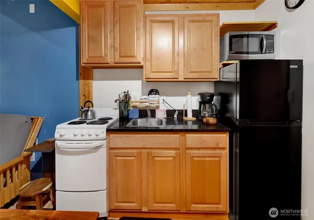 Photo 3 of Condo for sale at 10433 Mt Baker Hwy #2018A, Deming, WA 98244 | MLS# NWM2547476 | Listing updated on 2026-09-22