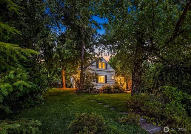 Photo 1 of Single family home for sale at 8255 30th Avenue Ne, Seattle, WA 98115 | MLS# NWM2547509 | Listing updated on 2026-09-22