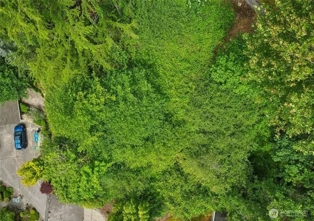 Photo 3 of Land for sale at 8114 W Mercer Way, Mercer Island, WA 98040 | MLS# NWM2547549 | Listing updated on 2026-09-23
