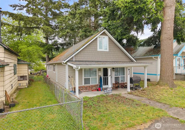 Photo 1 of Single family home for sale at 930 Nw Pennsylvania, Chehalis, WA 98532 | MLS# NWM2547558 | Listing updated on 2026-07-26