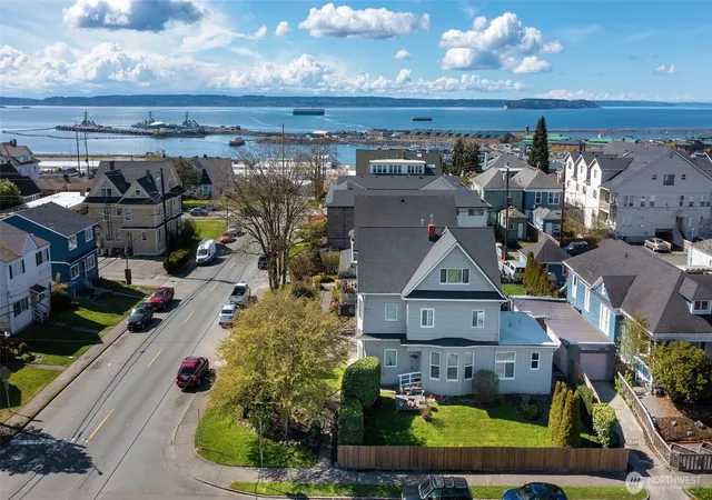 Photo 2 of Multi family home for sale at 2232 Hoyt Ave, Everett, WA 98201 | MLS# NWM2547568 | Listing updated on 2026-07-07
