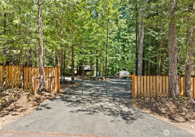 Photo 1 of Land for sale at 370 N Mount Jupiter Dr, Hoodsport, WA 98548 | MLS# NWM2547625 | Listing updated on 2026-09-29