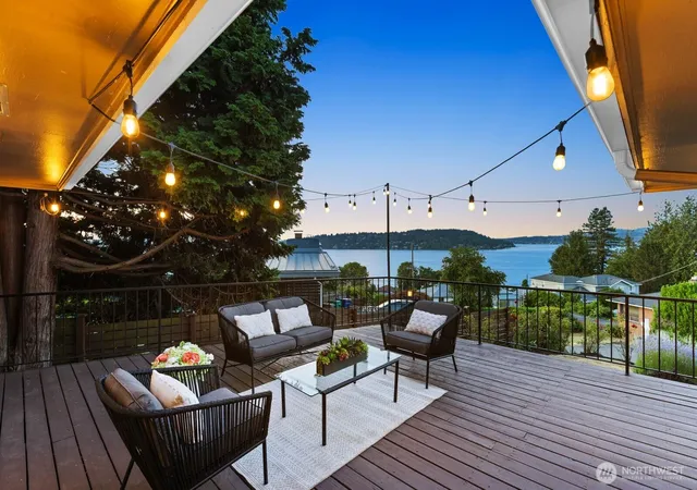 Photo 1 of Single family home for sale at 7515 S Laurel St, Seattle, WA 98178 | MLS# NWM2547645 | Listing updated on 2026-09-23