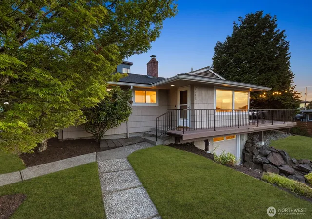 Photo 3 of Single family home for sale at 7515 S Laurel St, Seattle, WA 98178 | MLS# NWM2547645 | Listing updated on 2026-09-23