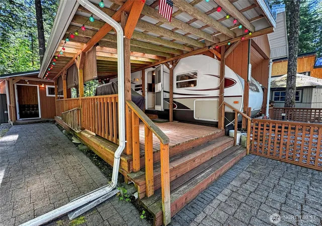 Photo 3 of Manufactured home for sale at 128 1 Jasper Trl, Deming, WA 98244 | MLS# NWM2547647 | Listing updated on 2026-09-22