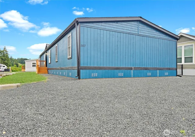 Photo 3 of Manufactured home for sale at 157 Nix Ln, Centralia, WA 98531 | MLS# NWM2547666 | Listing updated on 2026-09-22