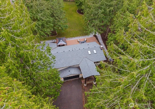 Photo 3 of Sale Pending at 14702 255th Avenue Se, Issaquah, WA 98027 | MLS# NWM2547716 | Listing updated on 2026-07-22