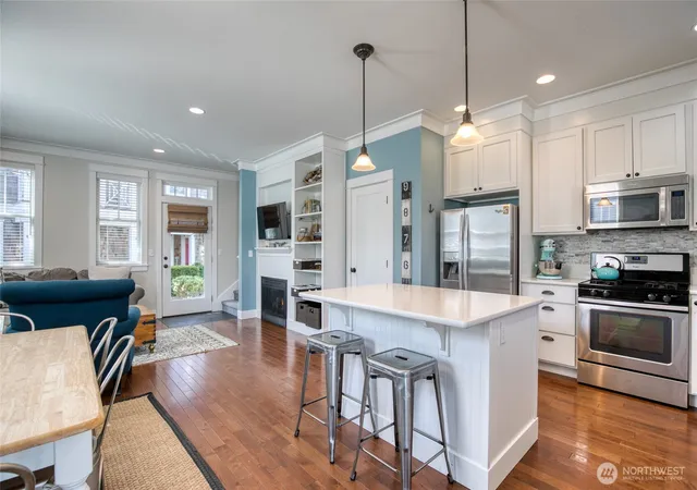 Photo 2 of Townhouse for sale at 38 W Myrtle Ln, Pacific Beach, WA 98571 | MLS# NWM2547741 | Listing updated on 2026-09-22
