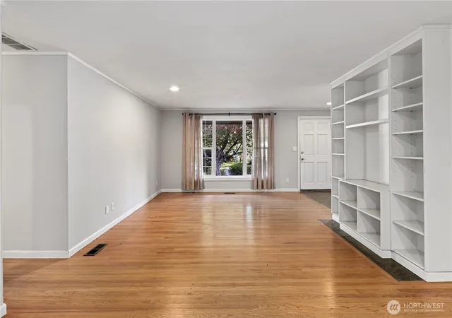 Photo 4 of Single family home for sale at 15415 64th Avenue NE, Kenmore, WA 98028 | MLS# NWM2547796 | Listing updated on 2026-09-22