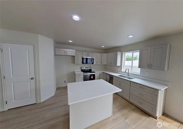 Photo 4 of House for sale at 24 Bruno Dr Unit A & B, Malaga, WA 98828 | MLS# NWM2547829 | Listing updated on 2026-09-28