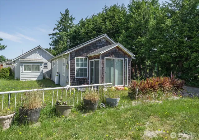 Photo 2 of Single family home for sale at 1305 268th Place, Ocean Park, WA 98640 | MLS# NWM2547842 | Listing updated on 2026-09-22