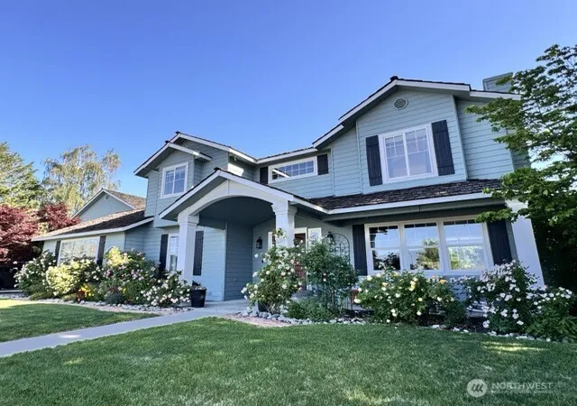 Photo 2 of Single family home for sale at 2453 Grand Ave, East Wenatchee, WA 98802 | MLS# NWM2547855 | Listing updated on 2026-09-22
