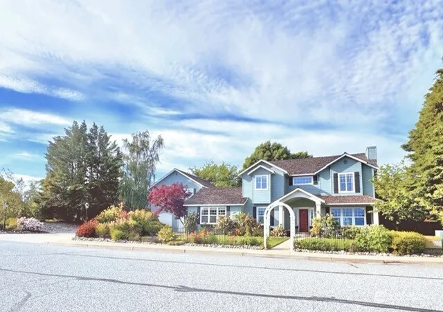 Photo 3 of Single family home for sale at 2453 Grand Ave, East Wenatchee, WA 98802 | MLS# NWM2547855 | Listing updated on 2026-09-22