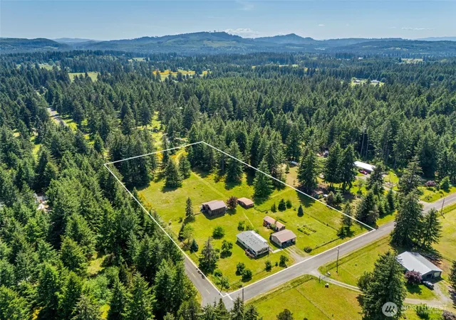 Photo 3 of Sale Pending at 10739 128th Avenue Se, Rainier, WA 98576 | MLS# NWM2547876 | Listing updated on 2026-09-25