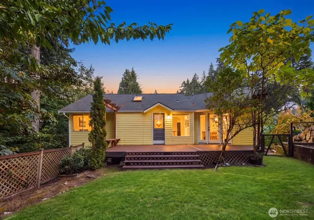 Photo 2 of Single family home for sale at 6922 N Meadowdale Rd, Edmonds, WA 98020 | MLS# NWM2547877 | Listing updated on 2026-09-28