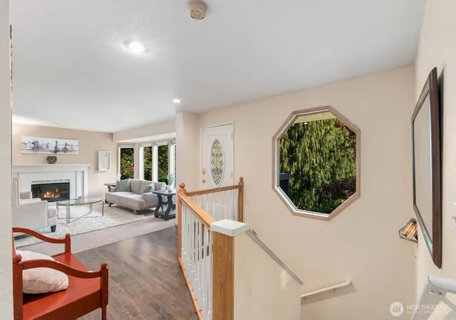 Photo 4 of Single family home for sale at 6922 N Meadowdale Rd, Edmonds, WA 98020 | MLS# NWM2547877 | Listing updated on 2026-09-28