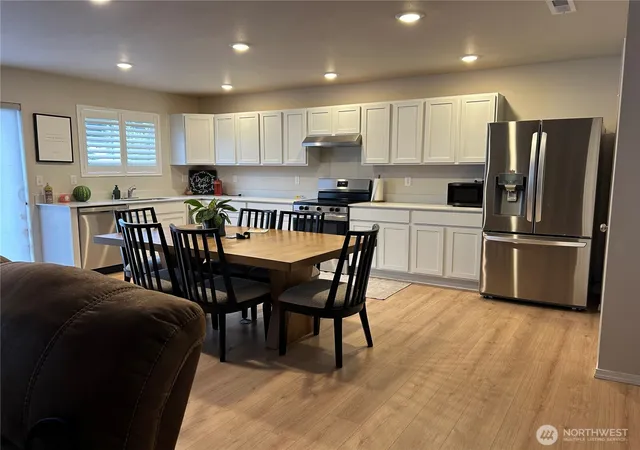 Photo 3 of Single family home for sale at 1275 Etna Pl Se, Port Orchard, WA 98366 | MLS# NWM2547879 | Listing updated on 2026-09-22