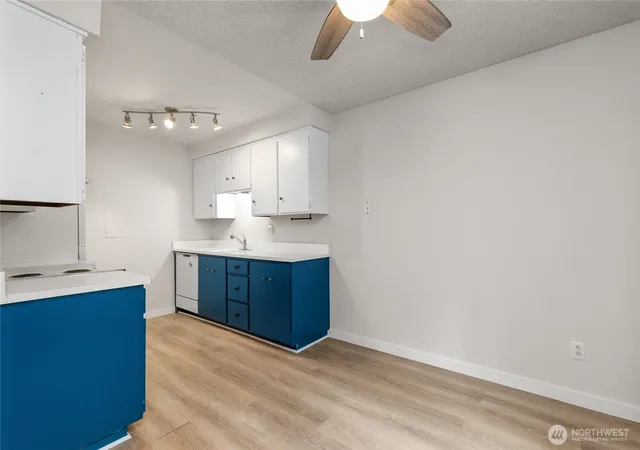 Photo 4 of Condo for sale at 5630 200th Street SW #B313, Lynnwood, WA 98036 | MLS# NWM2547898 | Listing updated on 2026-10-01